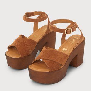 Seychelles Sweetner Platform Cognac Sandal (NWOT)